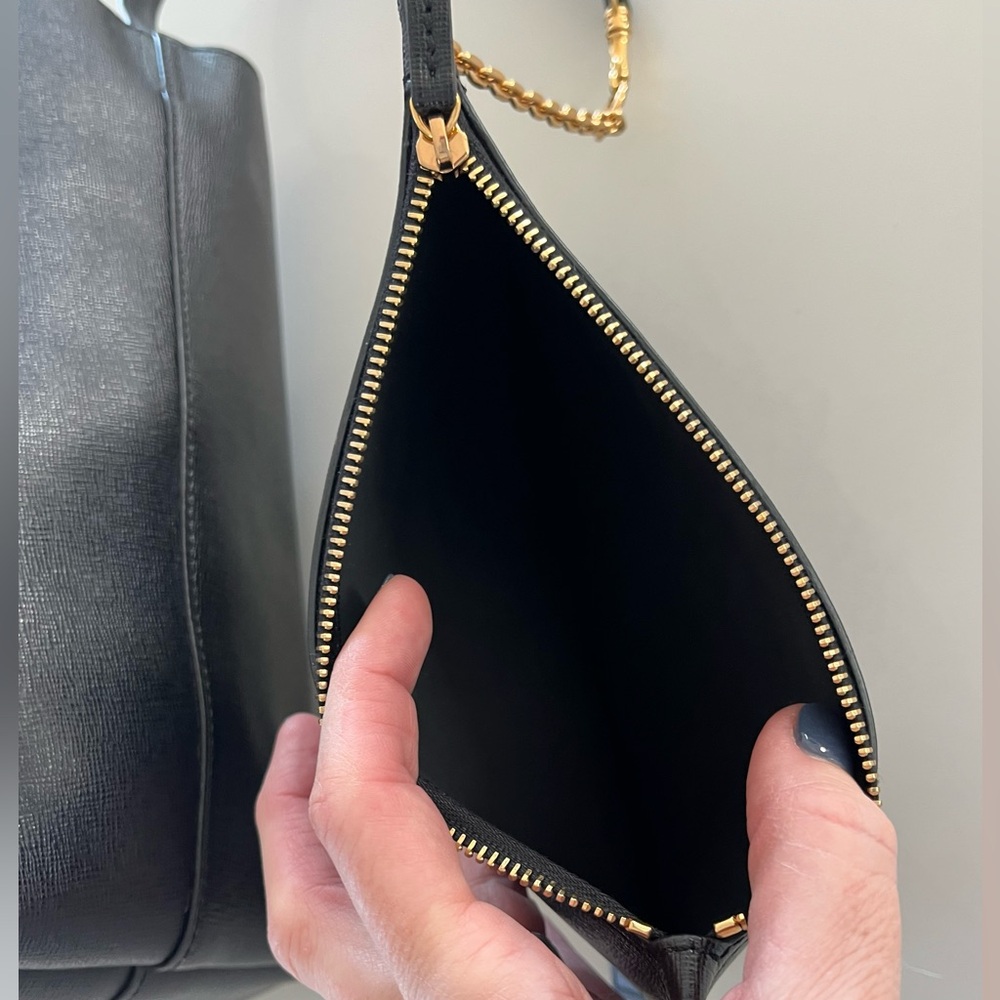 Versace Virtus Grained Calfskin Tote & Pouch Set Barocco V Gold-Tone Hardware - Picture 13 of 16
